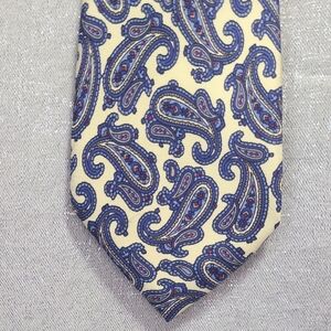 100% Silk MARC LEWIS Paisley Tie in‎ Navy and Cream Imported From ITALY